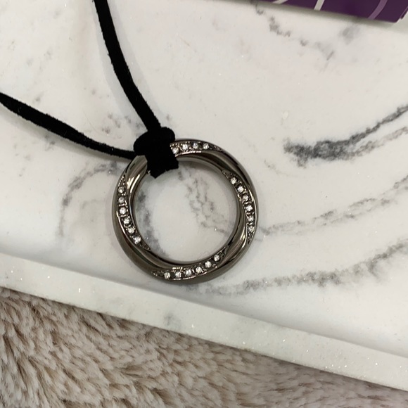 Lia Sophia Infinite Necklace - Picture 3 of 4
